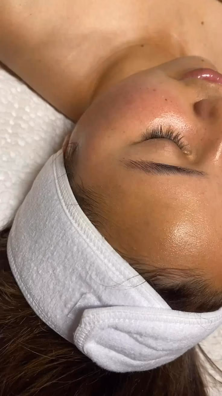 Sesión de limpieza facial en el Estudio Antonella Paludi