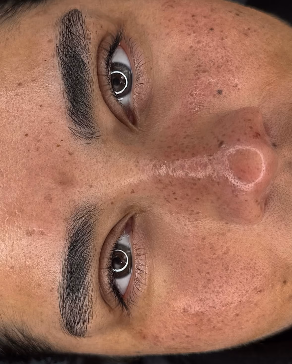 Pecas semipermanentes recién hechas en el Estudio Antonella Paludi